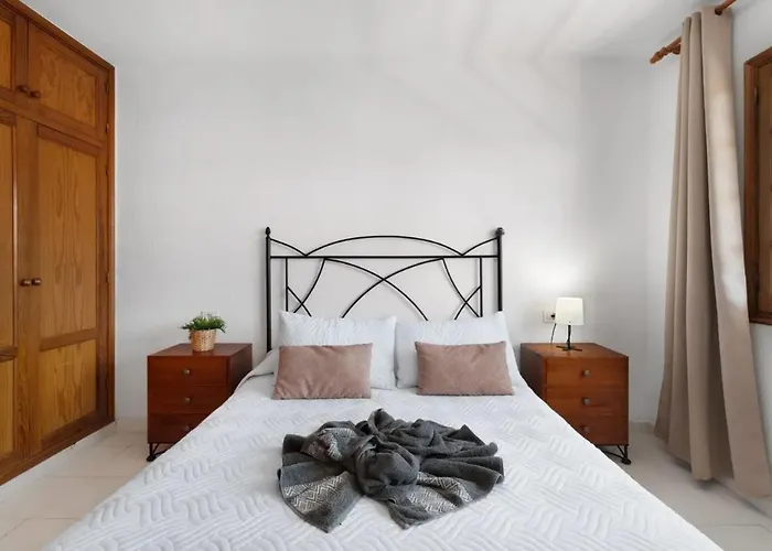 Sol 'vistas Al Mar Y Al Teide' Apartment Alcala (Tenerife)